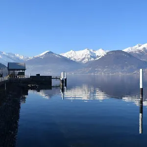 https://casa-azalea-colico.it-lombardy.com